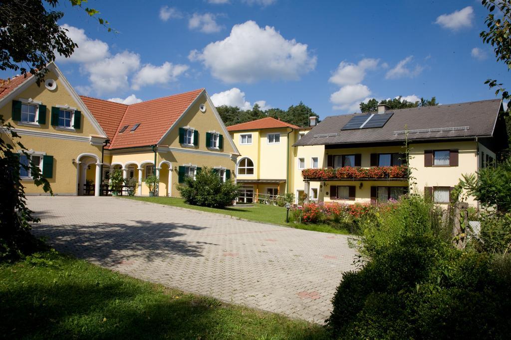 Hotel Bad Blumauerhof Exterior foto